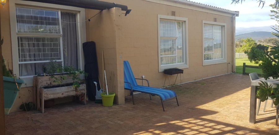 To Let 2 Bedroom Property for Rent in Table View Western Cape